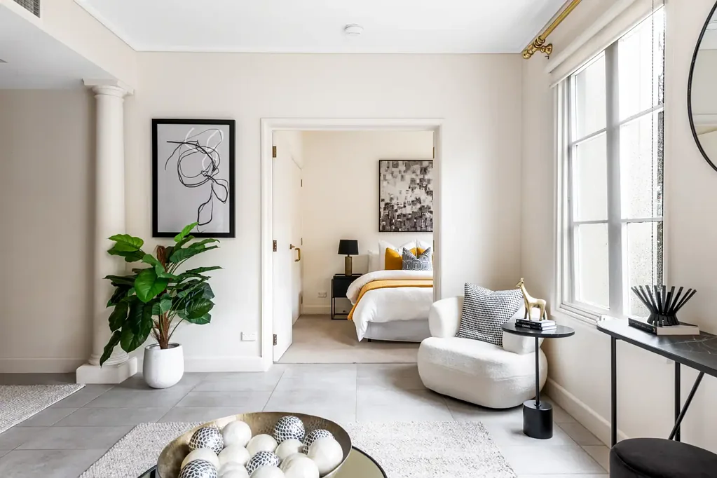 East Melbourne 3 Bedroom Quiet Garden Residence in Acclaimed Building