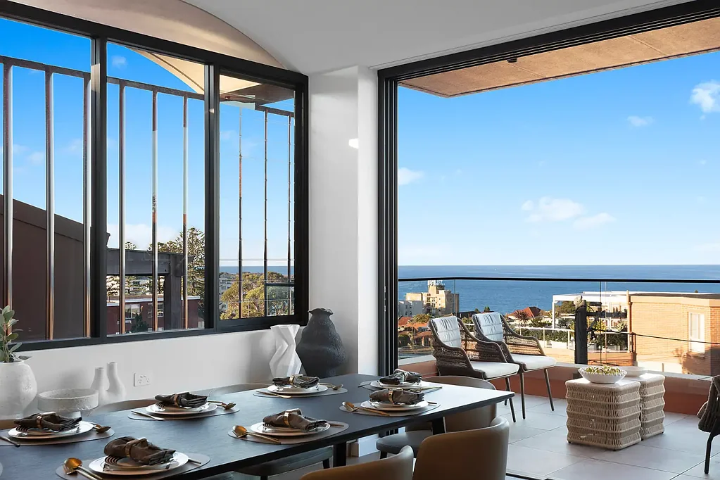 Coogee 3 Bedroom Coogee's Finest Brand New Entire Floor Residence in Blue Ribbon Beachside Position