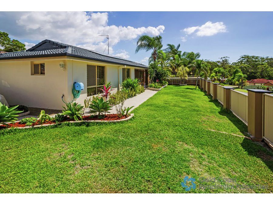 8 FOOTSCRAY CT, ARUNDEL QLD 4214, 0 कमरे, 0 बाथरूम, House