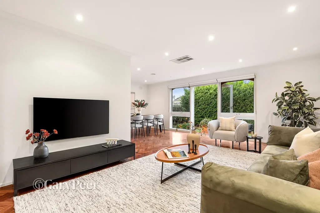 Caulfield North 3બેડરૂમ Single level park side living