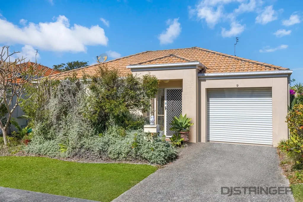 Tweed Heads South 3 Bedroom QUAINT GARDEN VILLA – Osprey Grove'