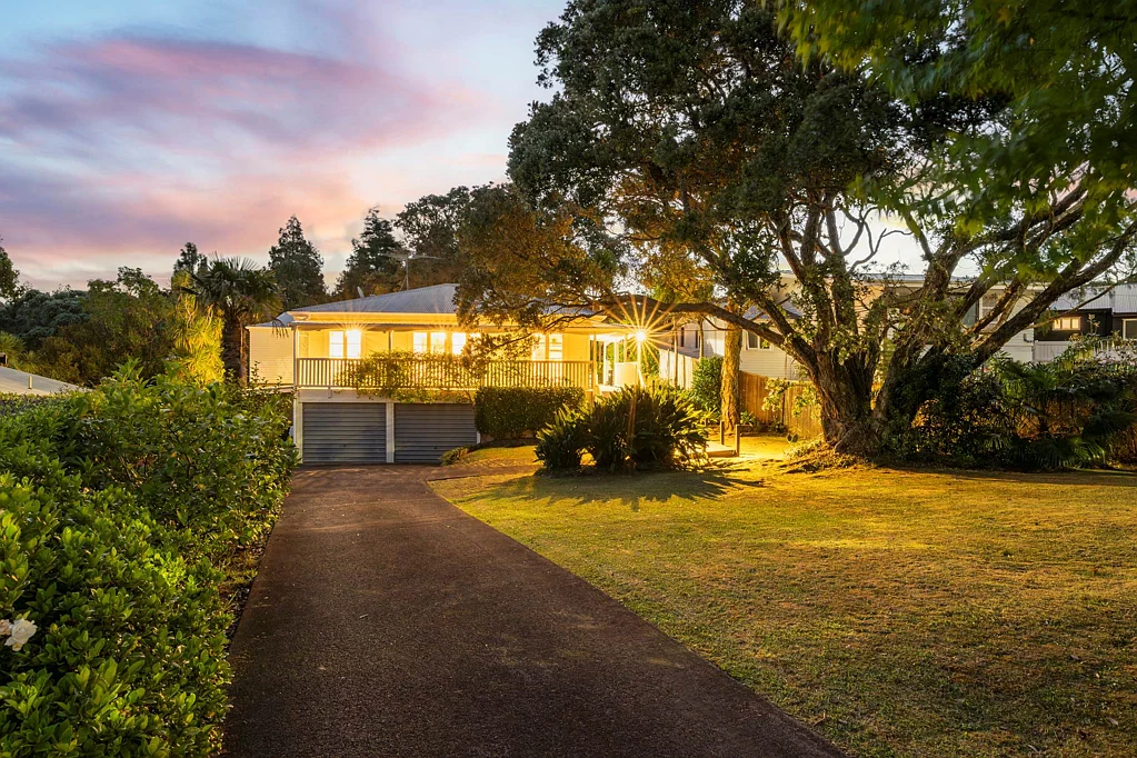 272 Beach Road, Campbells Bay, North Shore City, Auckland