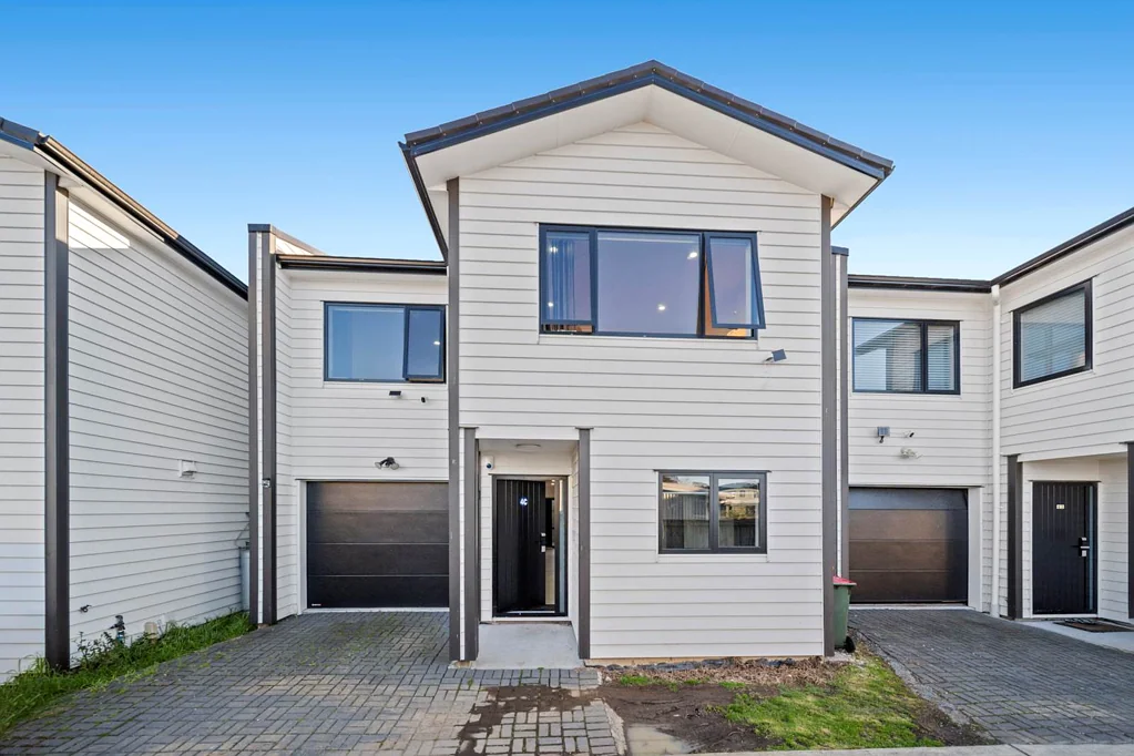 Papakura 5房  Standalone Spacious 5 Bedroom! Urgent Sale!