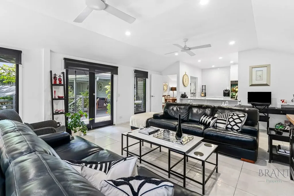Flaxton 6Zimmer Peaceful Escape, Minutes to Montville - 3 Streams of Income!