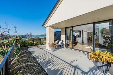 Sawyers Bay 5 Bedroom Luxury Living With Stunning Harbour Views