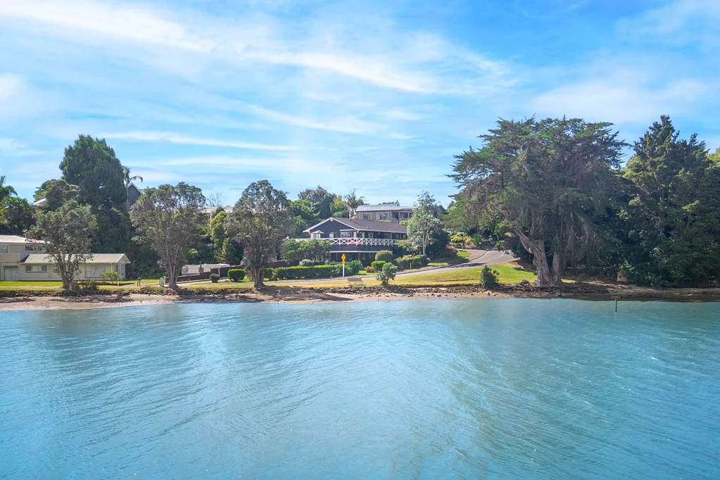 Kerikeri 5कमरा Waterfront With Income