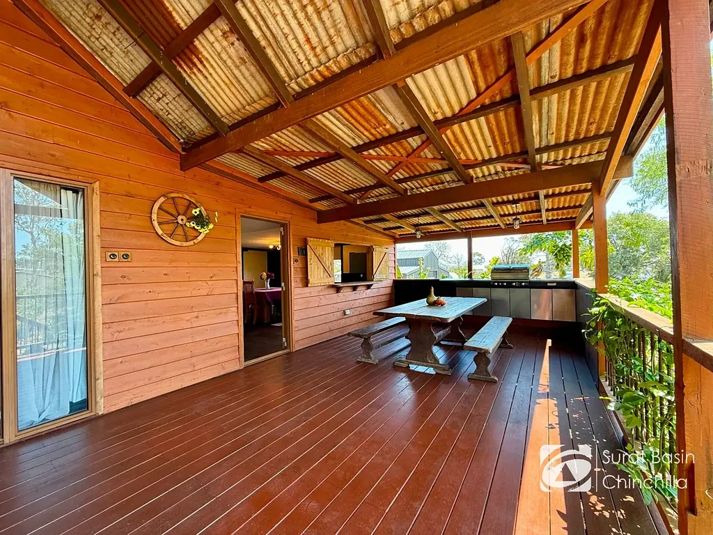 7 Ford Street, Taroom, QLD 4420
