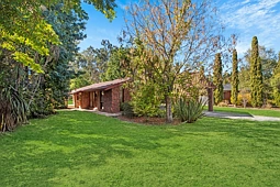 11 Collins Street, Hahndorf