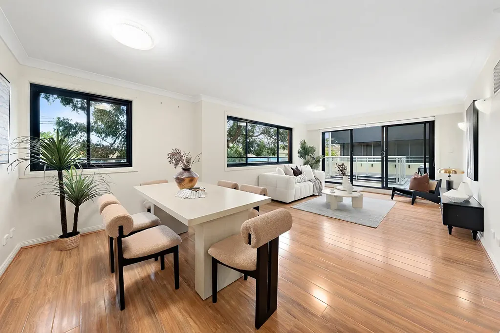 Chatswood 3chambre Expansive Terrace Living and Exceptional Space in a Prime Location