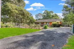 27 Wollondilly Avenue, Wilton