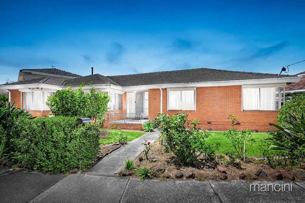 32 The Circle, Altona North, VIC 3025