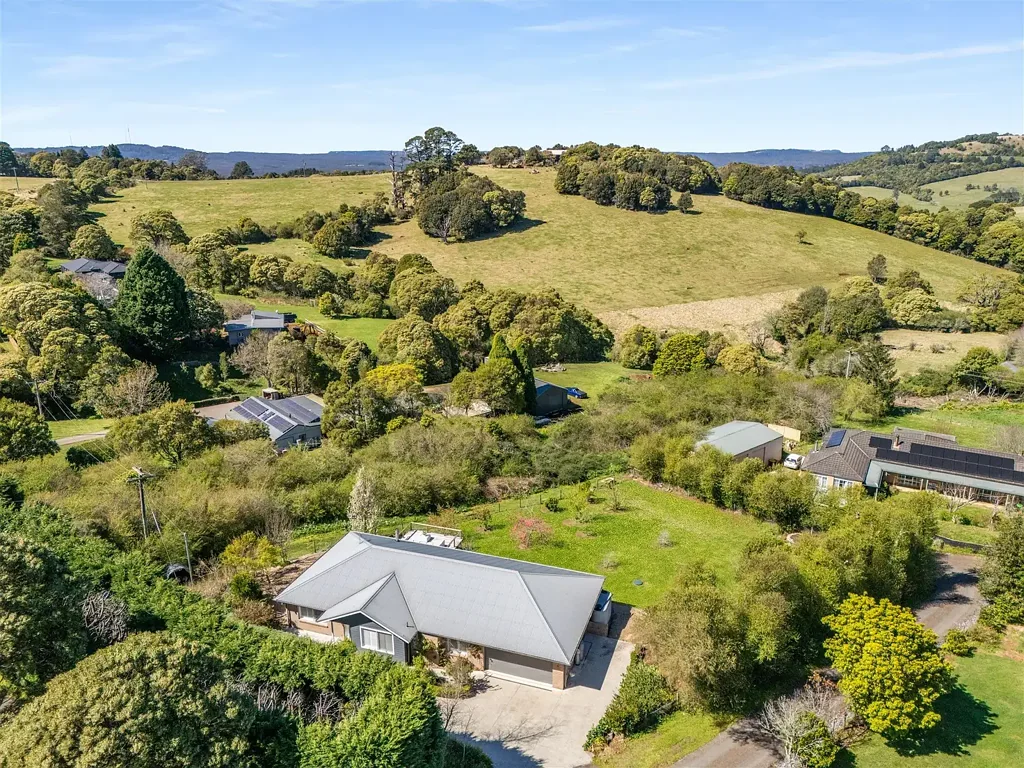 4 Hoddle Lane, Robertson, NSW 2577