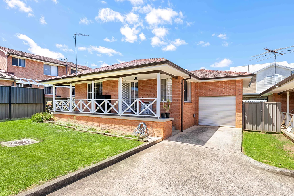 5/8 Kent Street, Minto, NSW 2566