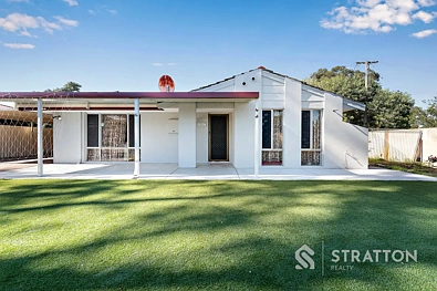 Camillo 4 Slaapkamer Updated Family Living with Exceptional Outdoor Space & Secure Rear Access