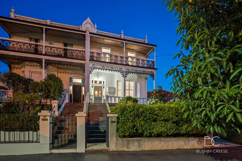 Launceston 5ਬੈੱਡਰੂਮ "FERGUSLIE" Iconic Victorian Terrace In Lifestyle Locale