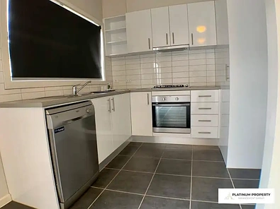2/92 Champion Parade, Craigieburn, VIC 3064, 3 Schlafzimmer, 1 Badezimmer, Townhouse