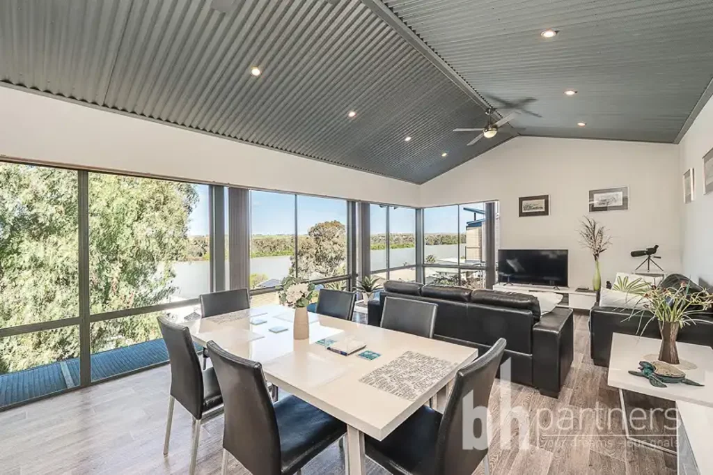 Mannum 4ਬੈੱਡਰੂਮ Stylish Easy-Care Living - Sensational Views & Location