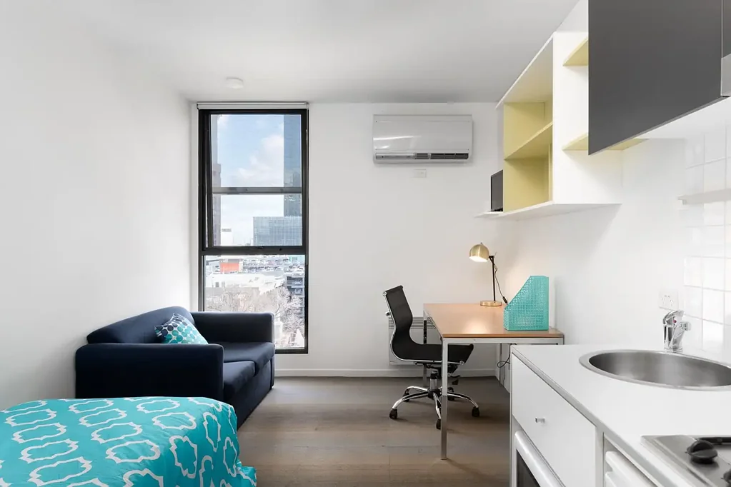 Perfectly Furnished Student Studio in the Heart of Carlton