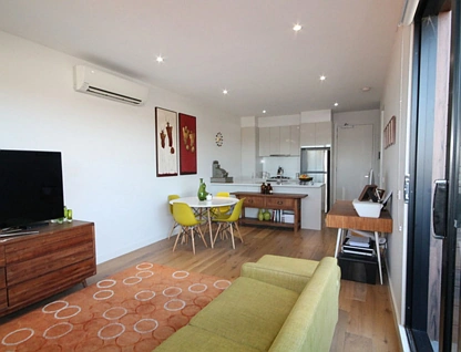 8/182 Sycamore Street, Caulfield South, Bayside, 2 ห้องนอน, 1 ห้องน้ำ, Apartment
