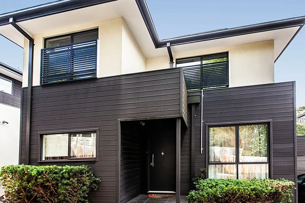 Modern townhouse in the heart of Forest Hill