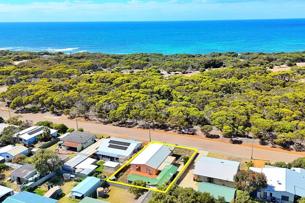 13 Price Street, Hopetoun, WA 6348