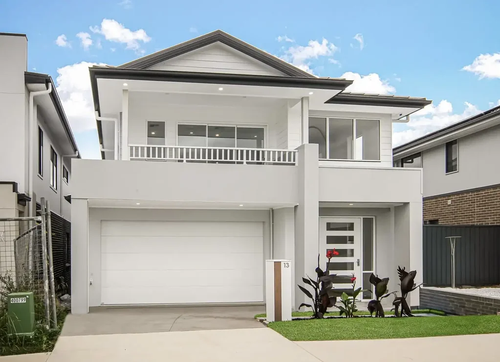 Oakville 6 Bedroom Contemporary Family Elegance