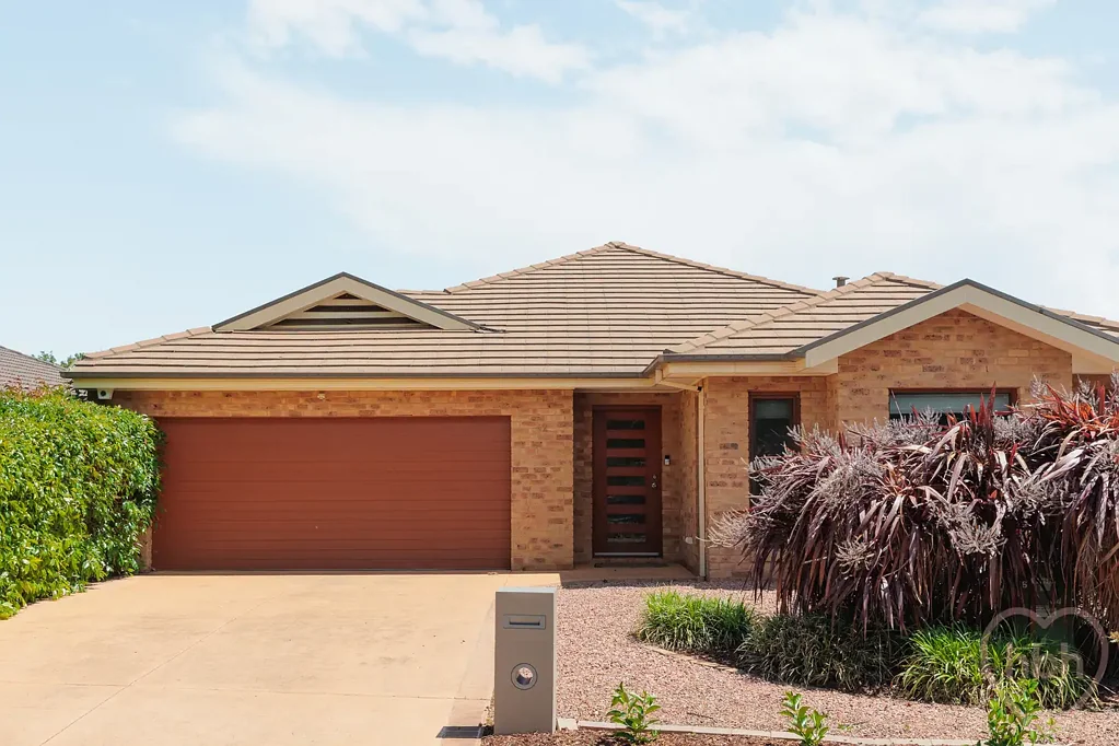 42 Mary Kitson Street, Watson, ACT 2602