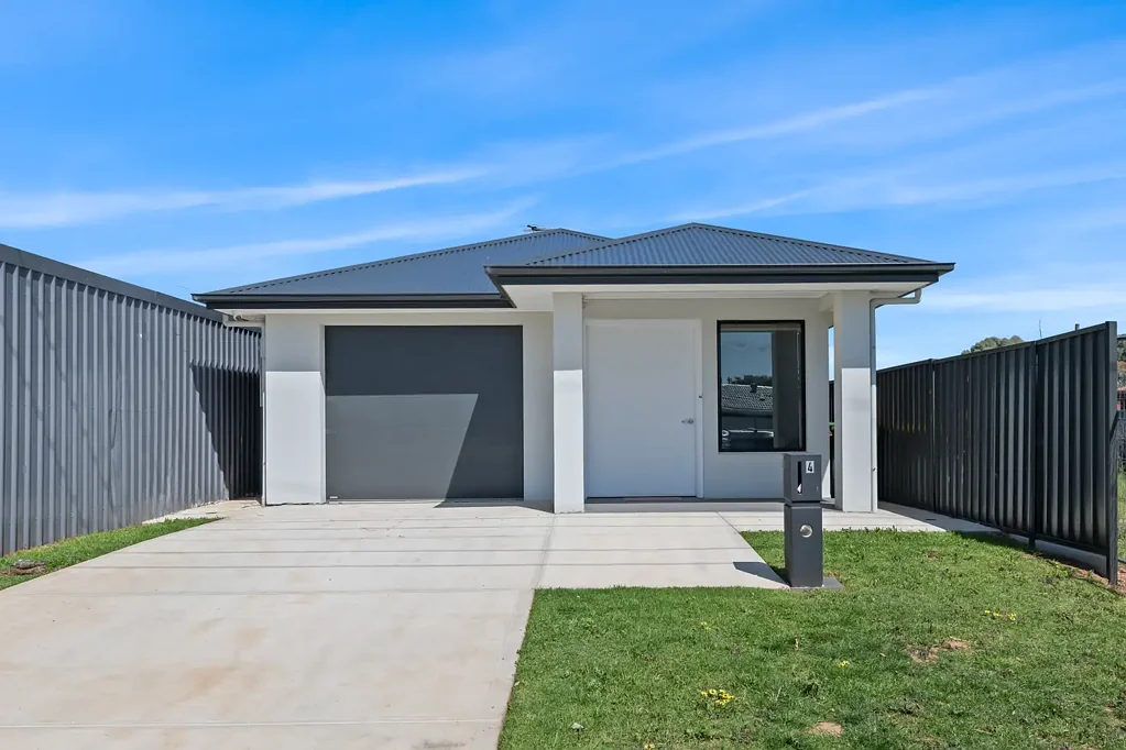 Port Noarlunga South 4침실 NDIS-Compliant Investment Opportunity in Noarlunga South