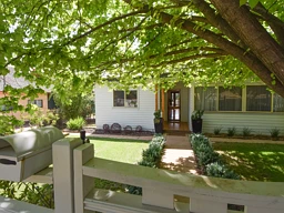 48 Yass Street, Young