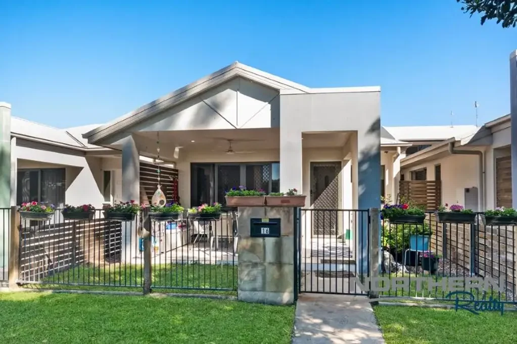 16 Goode Lane, Oonoonba, QLD 4811
