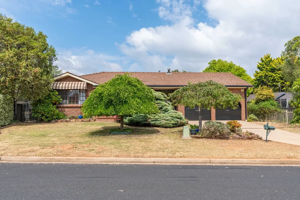 13 James Sheahan Drive, Orange, NSW 2800