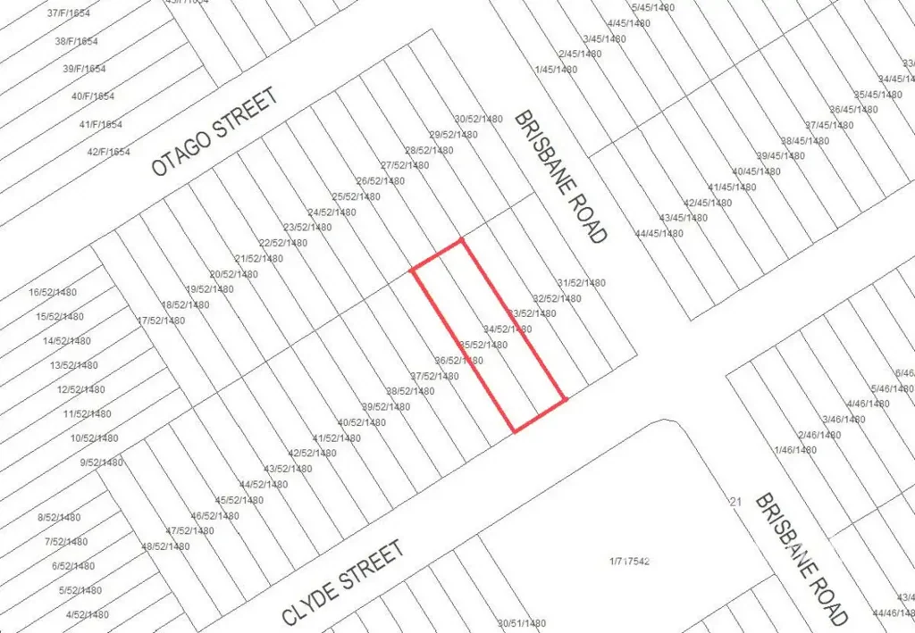 Vineyard 两块地块 1112平米 18.29米临街宽 深度60.96米 Vineyard核心位置 靠近Rouse Hill Town Centre 无洪水影响 R3中等密度住宅区 R3 Medium Density Residential Land