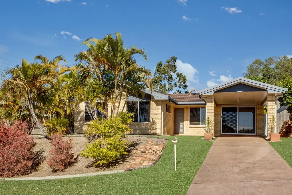 3 BEDROOM HOME IN QUIET SUBURB