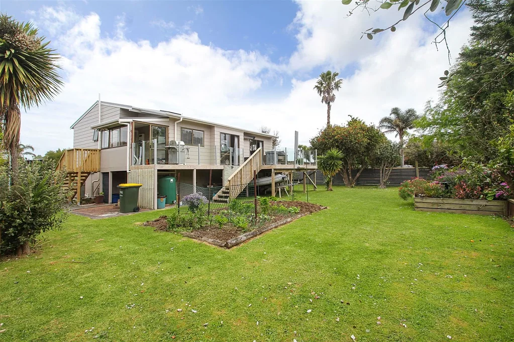 Clarks Beach 3ਬੈੱਡਰੂਮ Central Extended Family - 4 bedrooms
