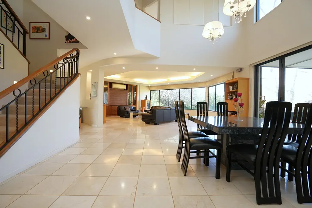 Lake Wyangan 5Phòng ngủ Architectural Elegance & Exceptional Lifestyle