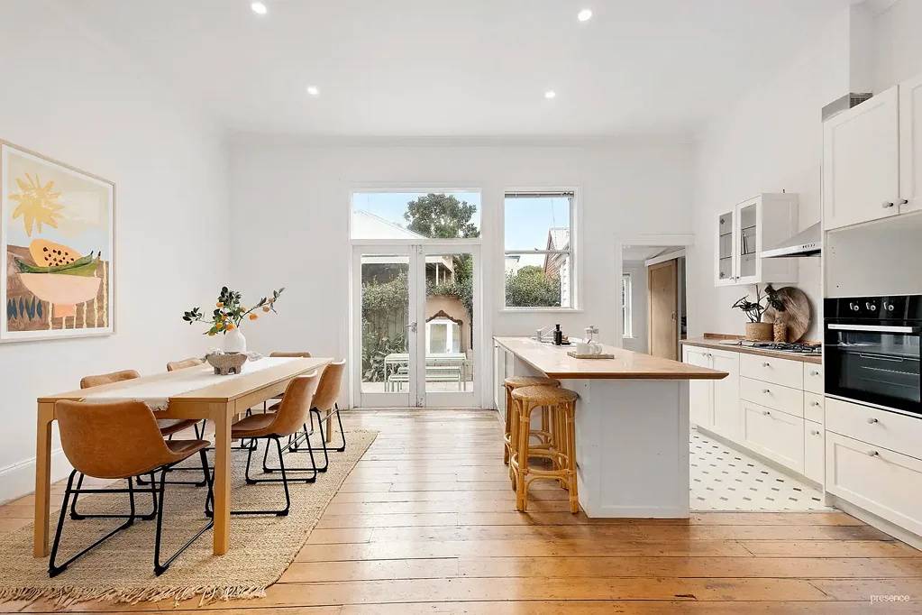 Islington 3房  Timeless Victorian Classic Offering Exceptional Liveability and Value-Add Potential