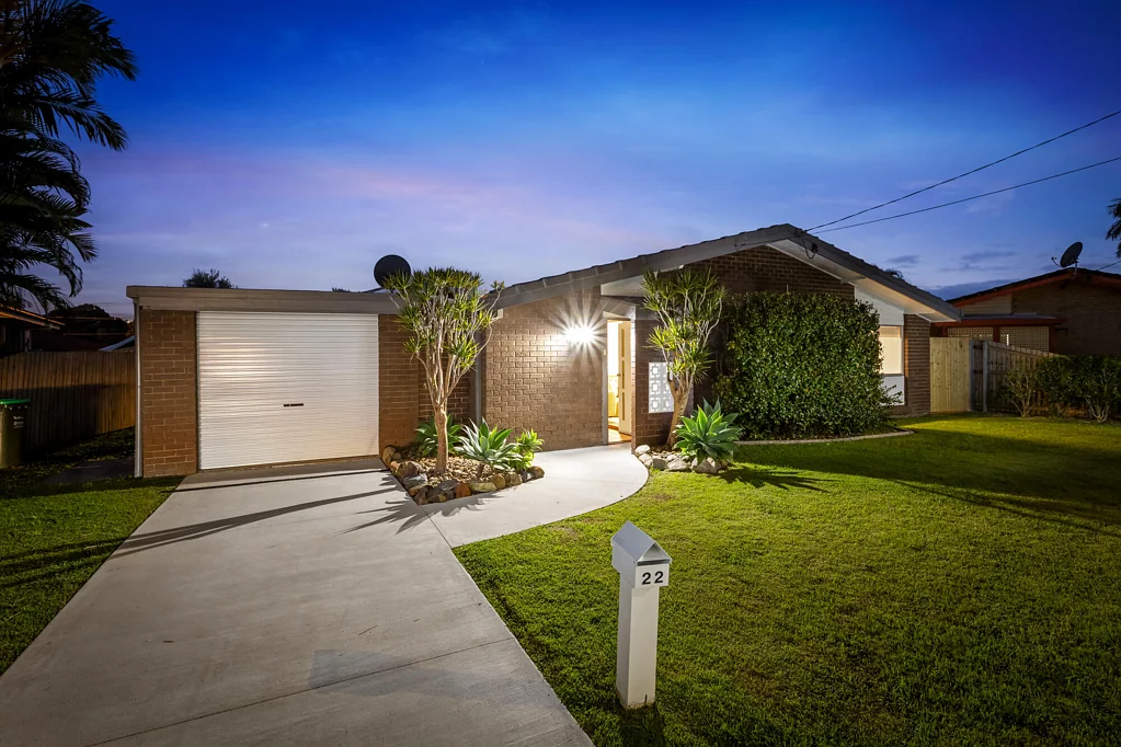 Redcliffe 4房 极致海滨便利与灵活家庭生活完美结合 Ultimate Coastal Convenience Meets Flexible Family Living