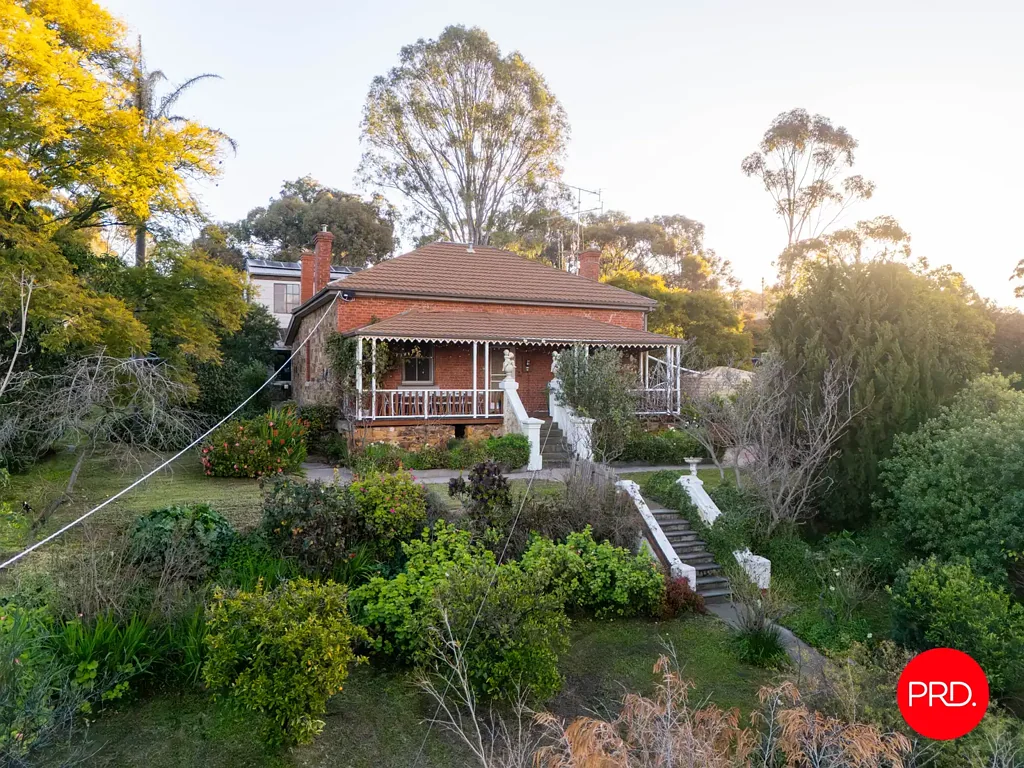 Long Gully 5Phòng ngủ Home with History, Heart and Room to Grow