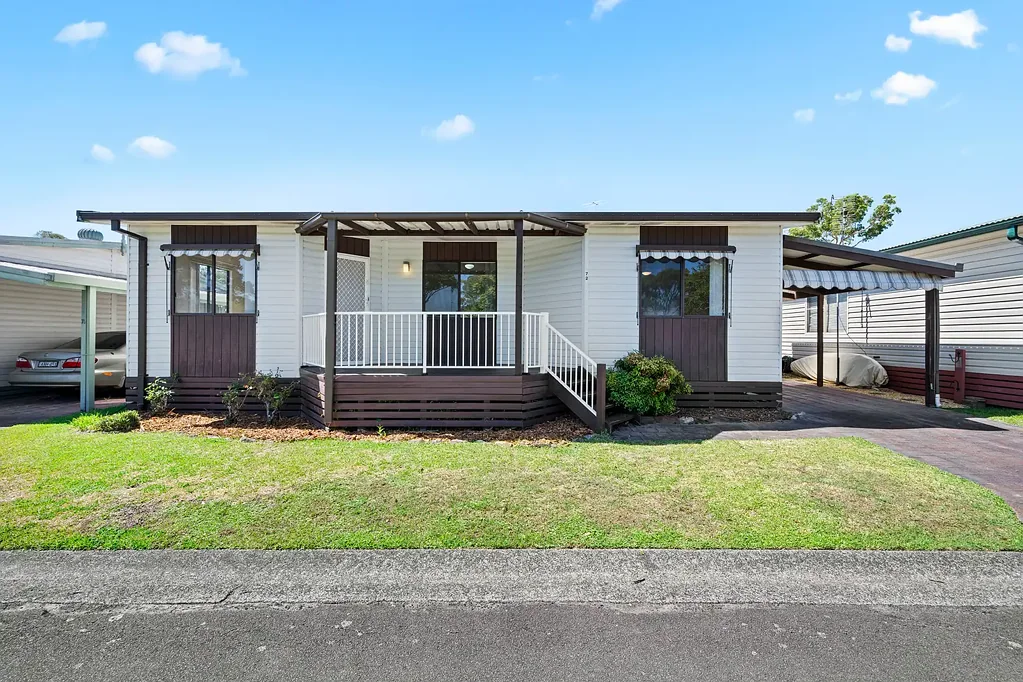 Doyalson North 2房  Over 50's Lifestyle Living. Spacious 2 Bed Home with 2 Living Areas