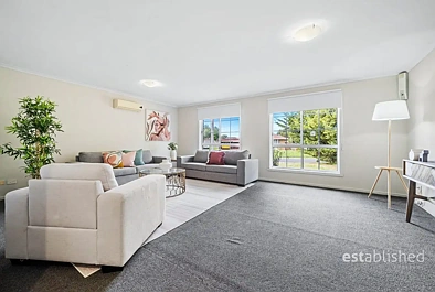 लिविंग रूम - 2 Curlew Place, Werribee, VIC 3030