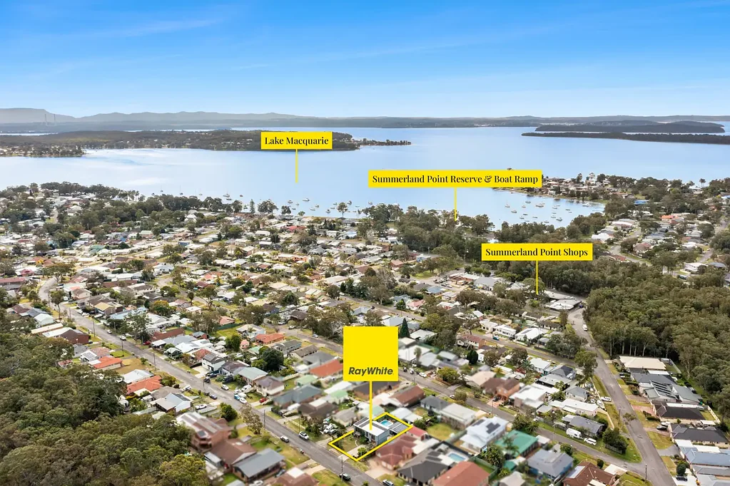 Summerland Point 5Zimmer Elevated Family Living with Sun Drenched Outlook!