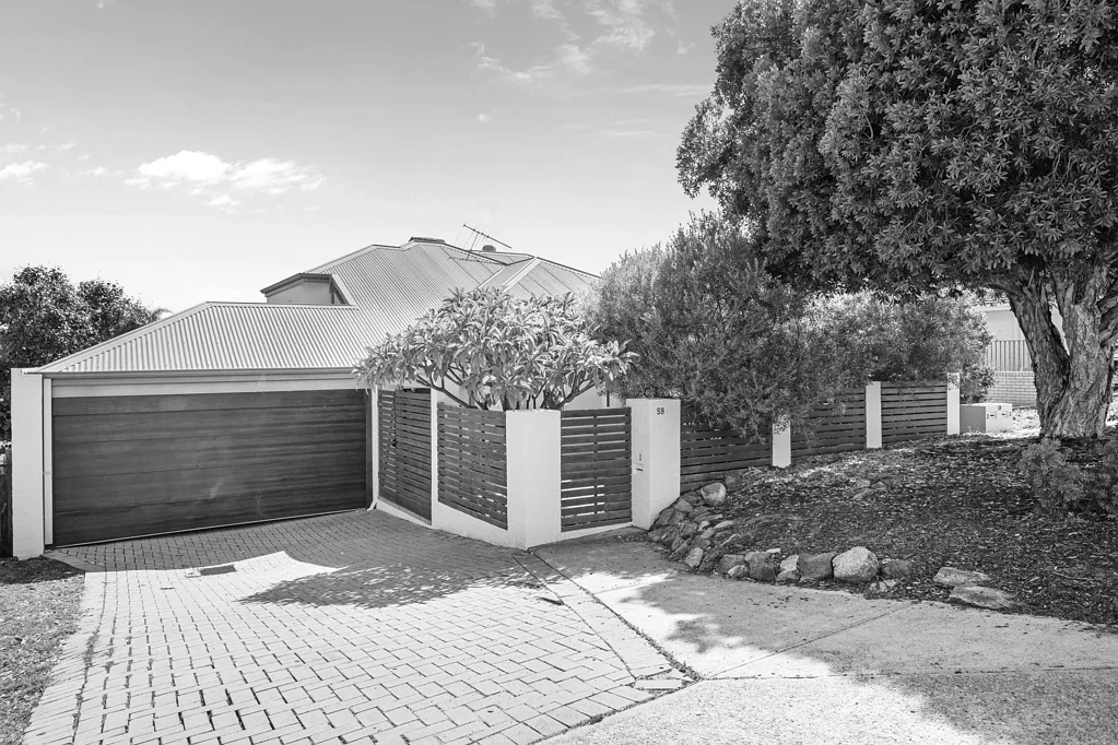 Joondanna 3 Bedroom Spacious and Street Front