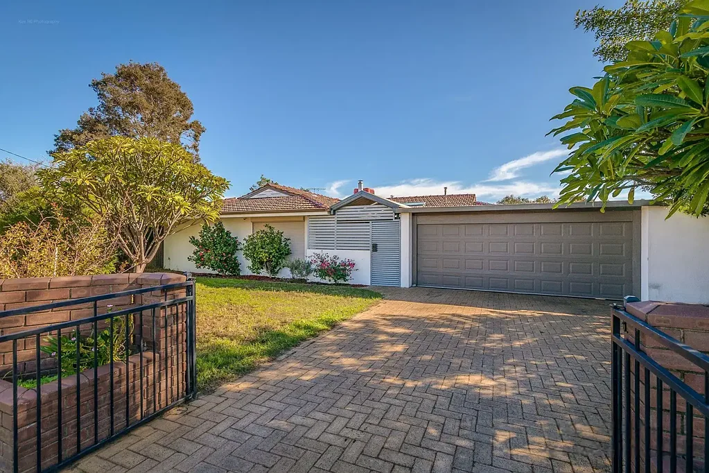 75 Dale Road, Armadale, WA 6112