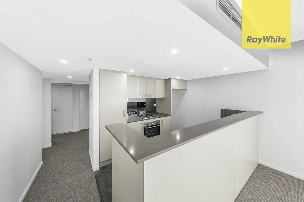 Stunning Renovated Two Bedroom Apartment in the Heart of Parramatta -  Walk To Train Station and Shops