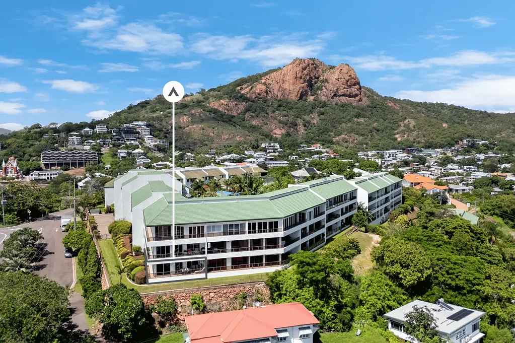 North Ward 2 Slaapkamer A Remarkable Outlook from Every Angle