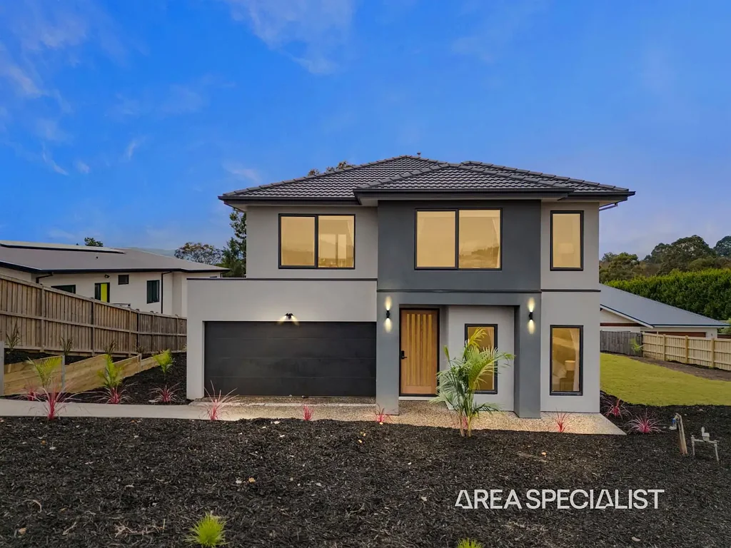 Drouin 5Moenga The Brief: Brand New and Ready for You! Jackson’s View!