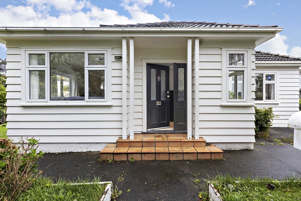 122 Donald Street, Karori, Wellington