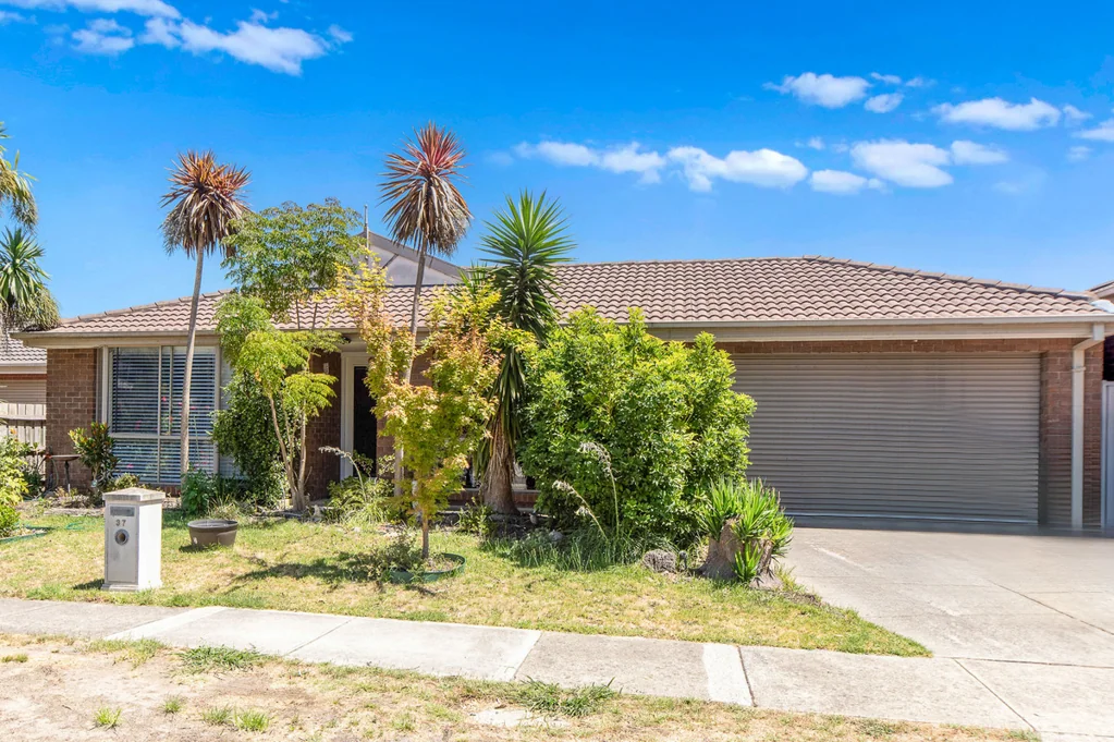 37 Carrum Woods Drive, Carrum Downs, VIC 3201