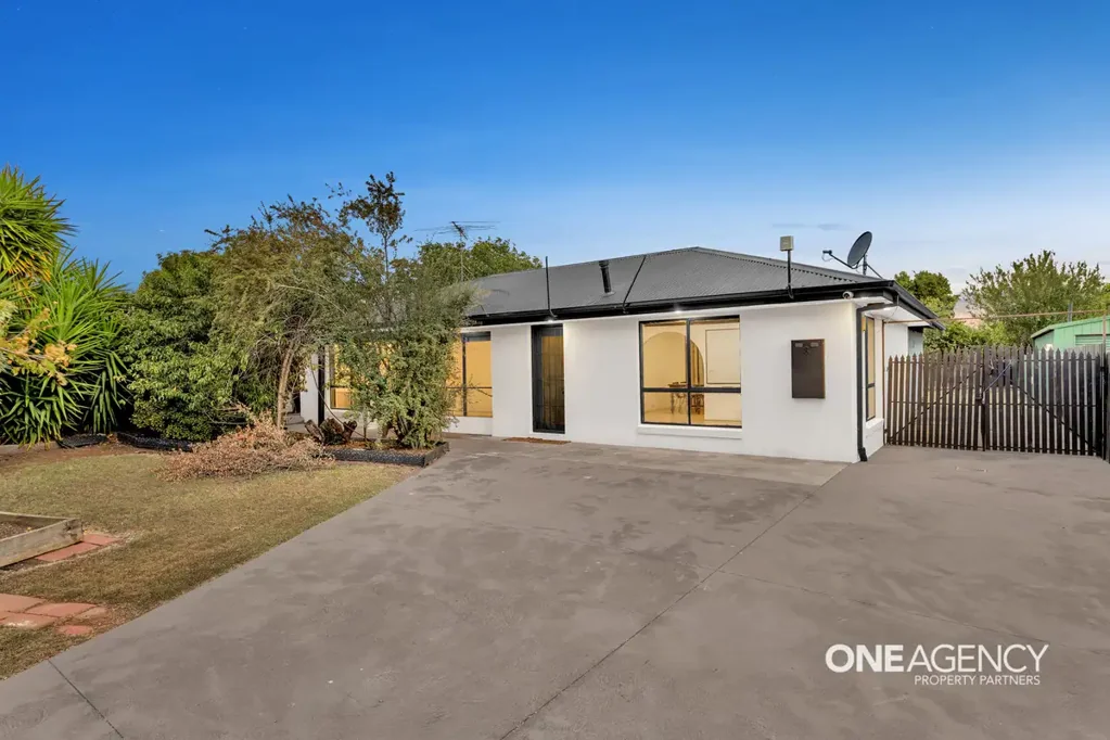 3 Drouin Court, Melton South, VIC 3338