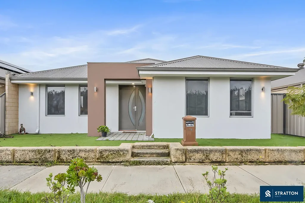 Piara Waters 3房  Modern 3-Bedroom Plus Theatre Home with Low-Maintenance Living in Prime Location!!